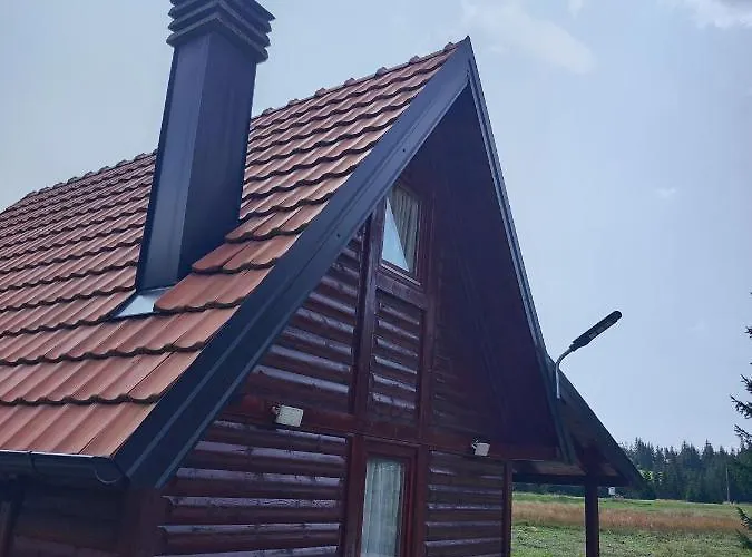 Carobna Suma Tara فيلة *